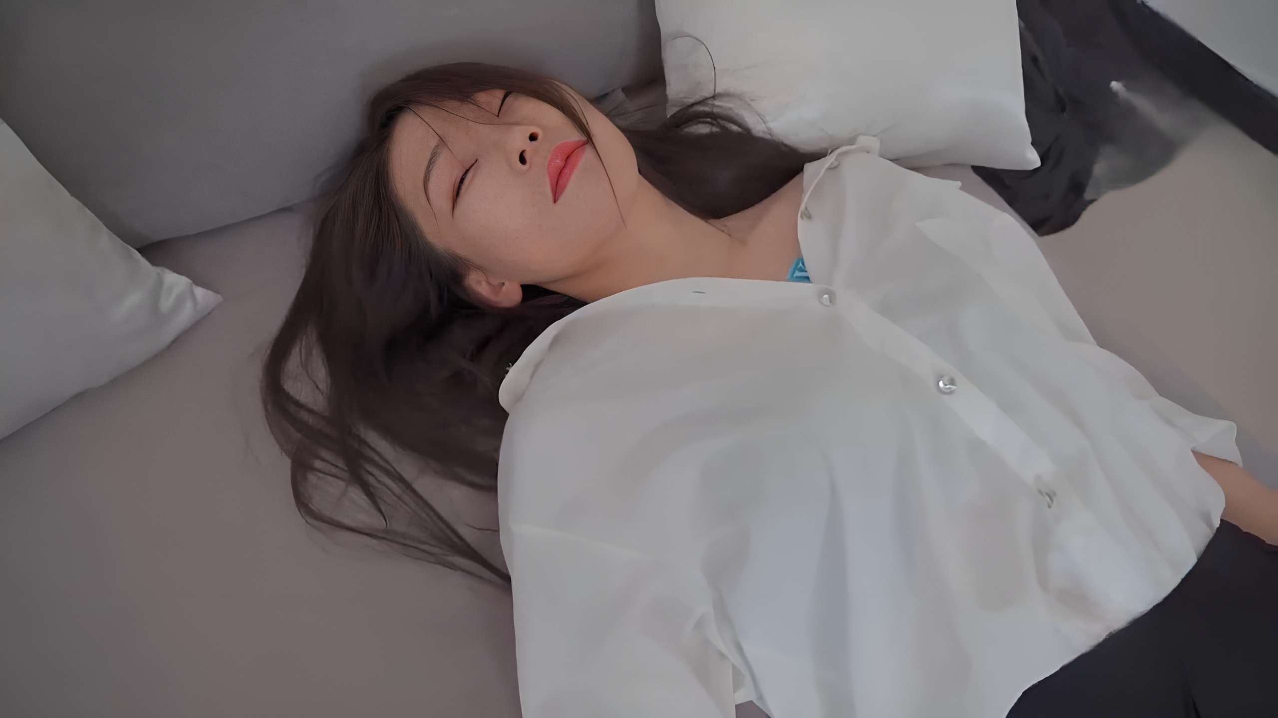 XKG-115 술 취한 동료가 아무것도 모르고 엿먹였어